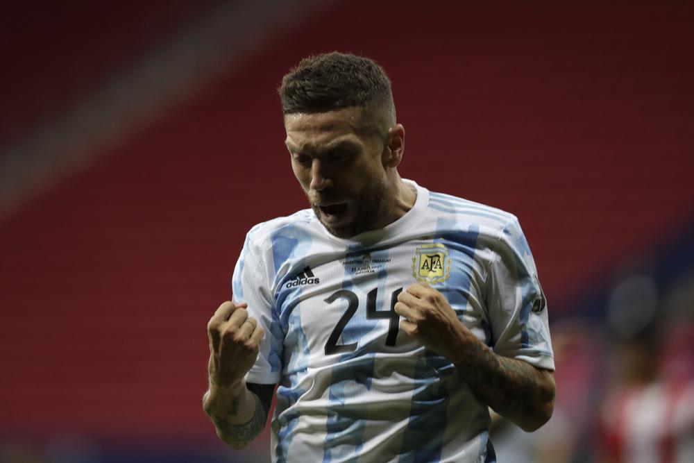 Argentina beat Paraguay and get into the quarterfinals