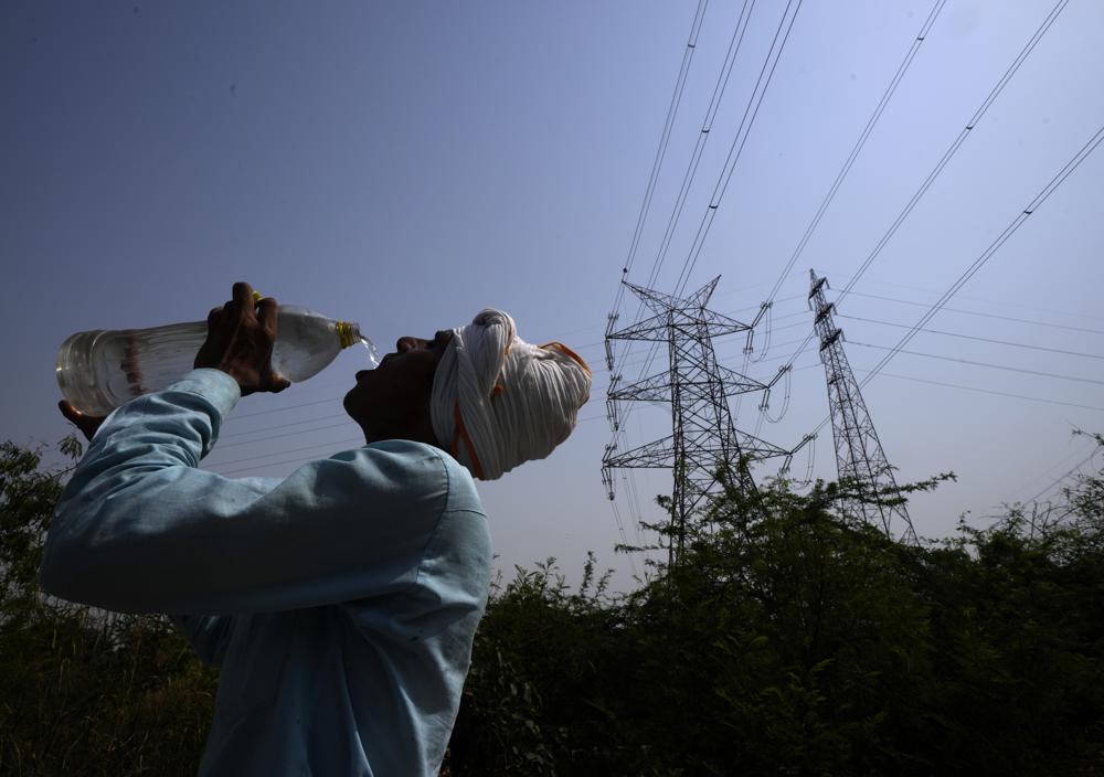 Heat wave sparks blackouts, questions on India’s coal