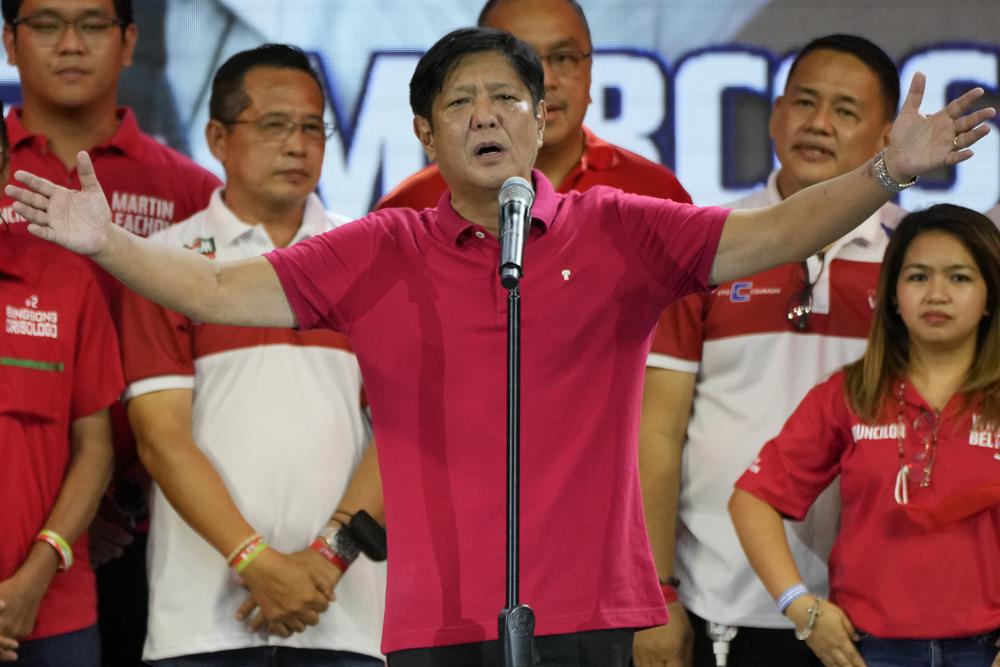 Dictator’s son may win Philippine presidency