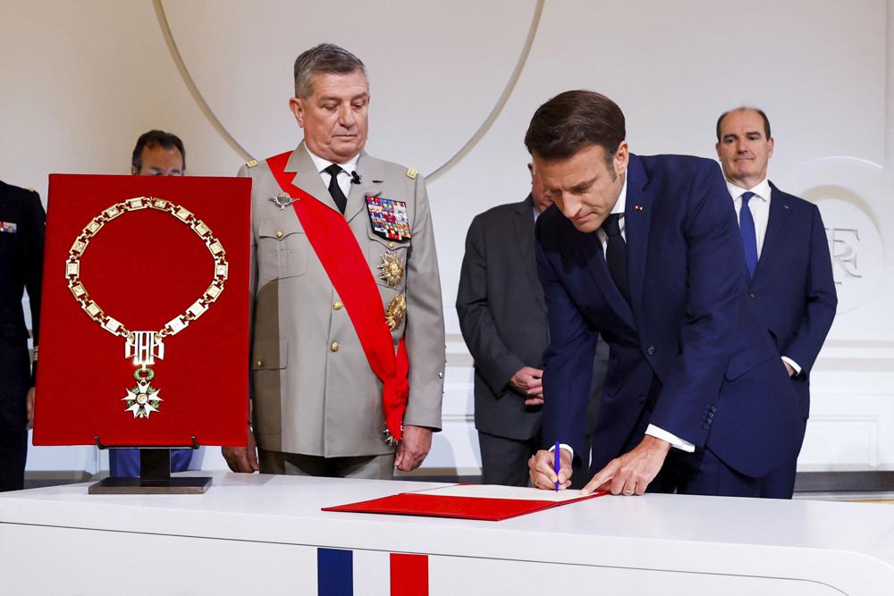 Macron inaugurated for second five-year term