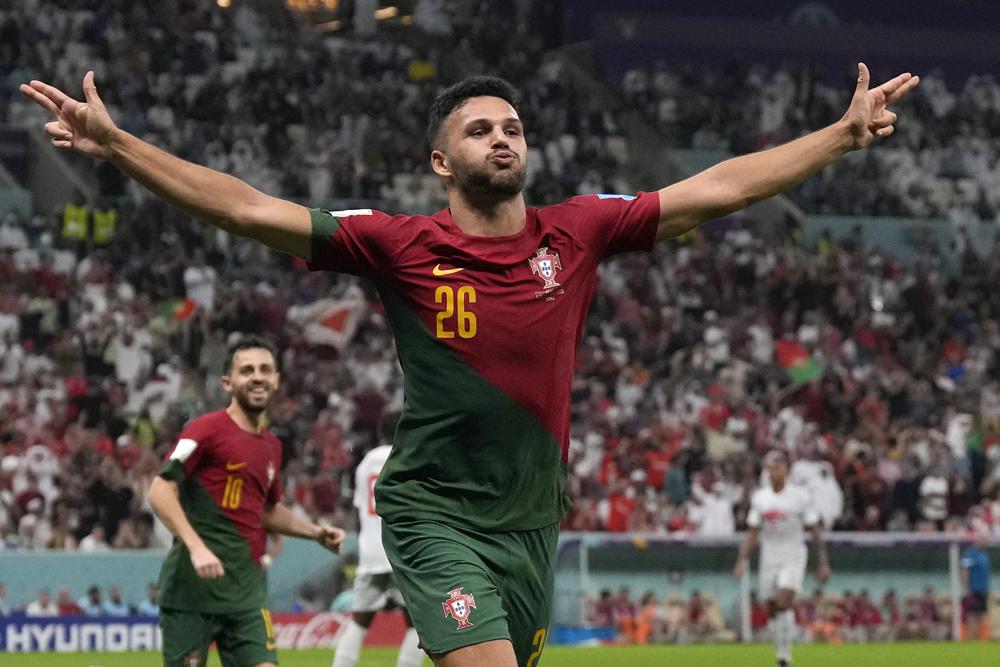 WC: Portugal beats Switzerland 6-1