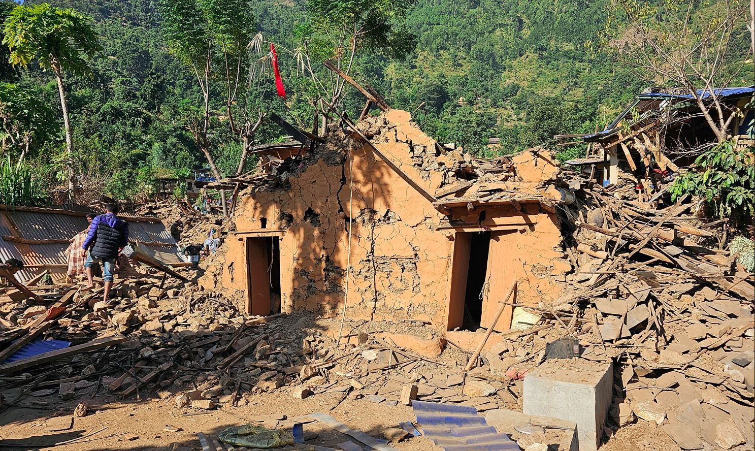 Ministry of Health and Population urges for prevention of post-quake disease outbreak