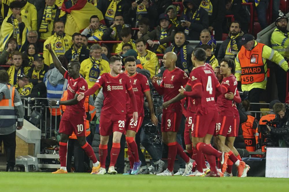 Liverpool overwhelms Villarreal 2-0