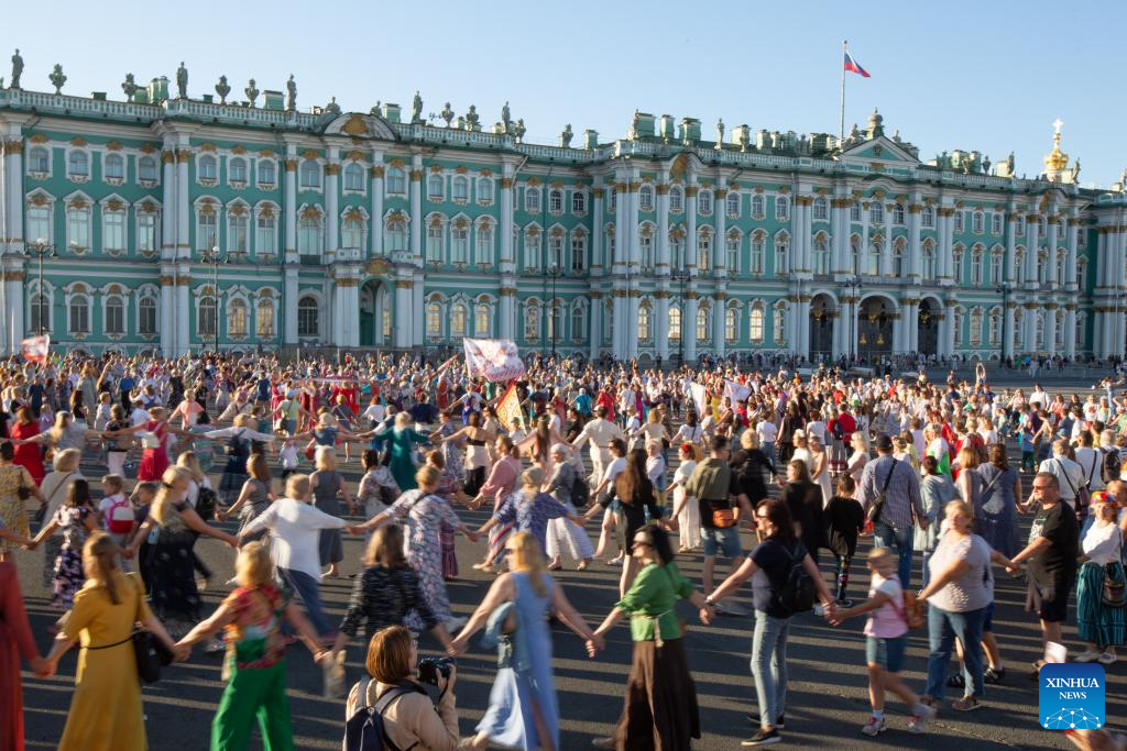 7th “Russian Circle Dance” int’l festival kicks off