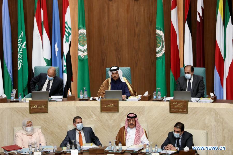 Arab FMs renew Aboul-Gheit’s term as Arab League chief