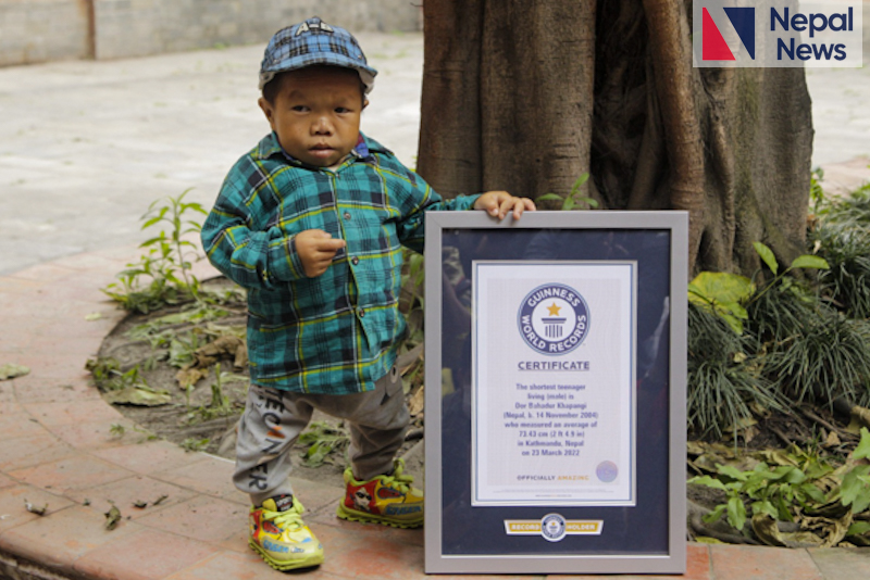 Dor Bahadur Khapangi: Shortest person in the world