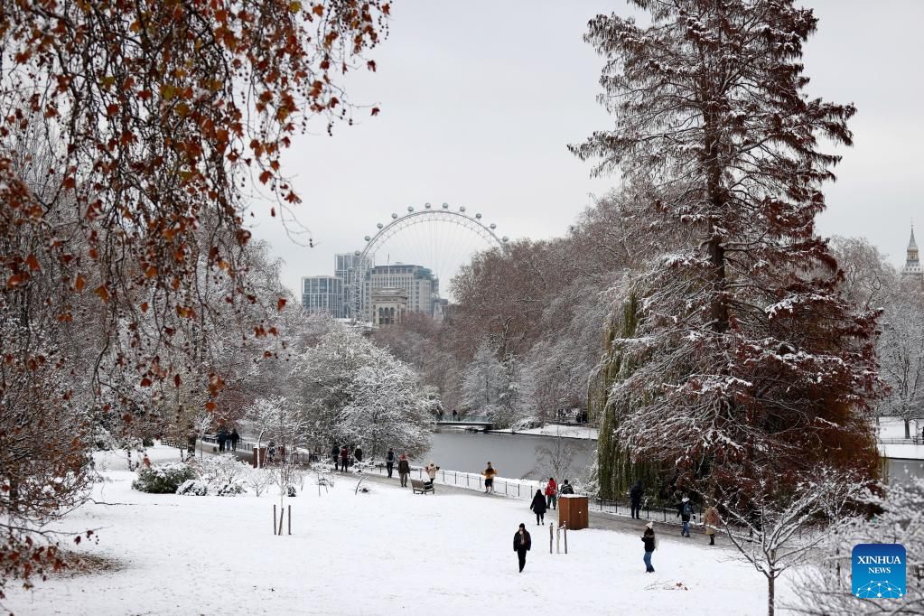 In Pics: Snowfall in London