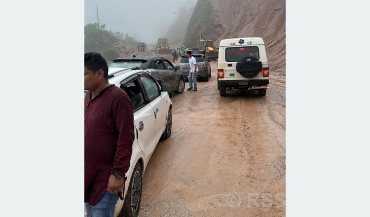 Narayangadh-Muglin road blocked again