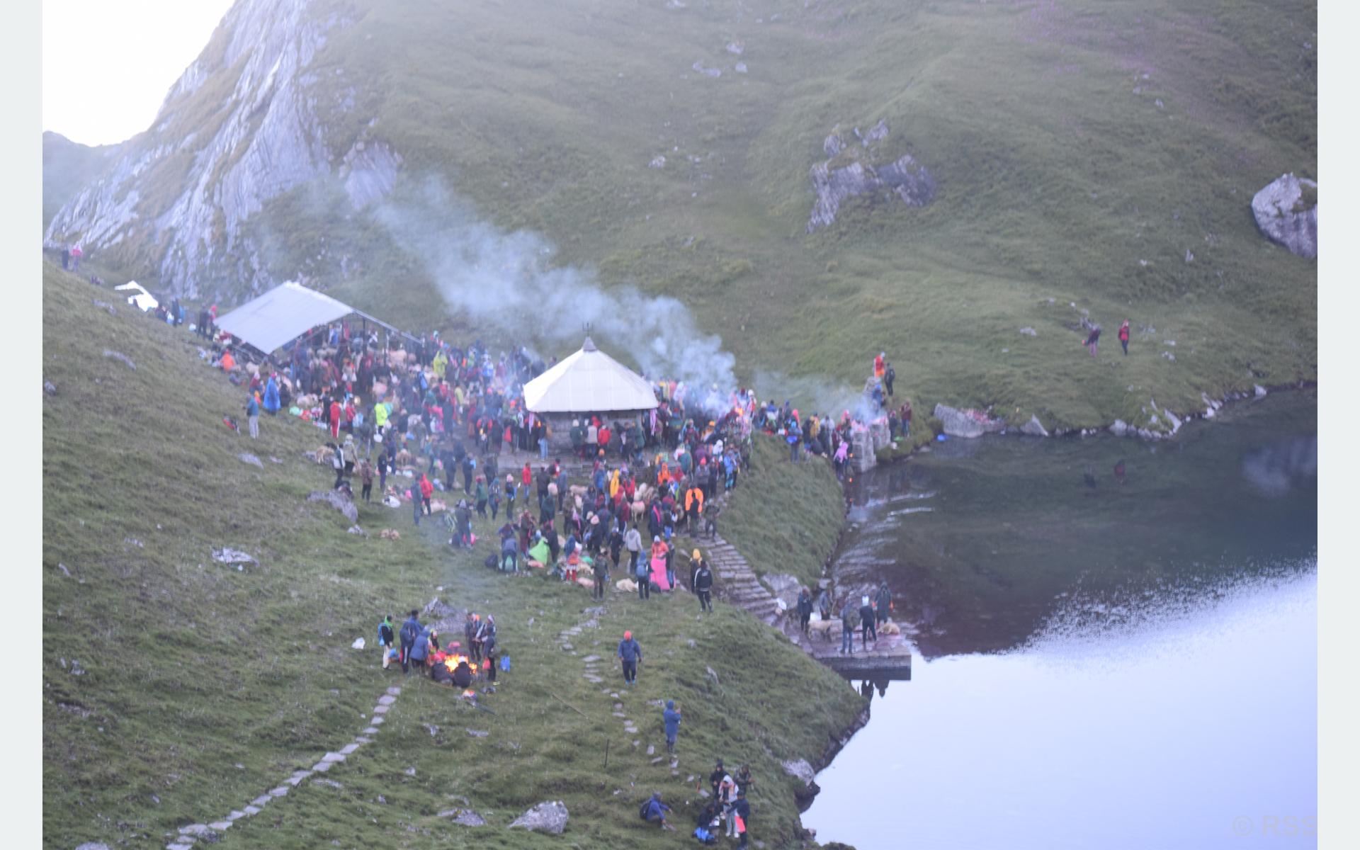 Devotees throng Gosaikunda on Janai Purnima festival