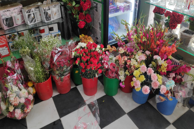 Valentine’s Day: Roses and special offers