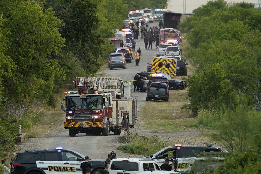 46 migrants found dead in abandoned trailer in San Antonio