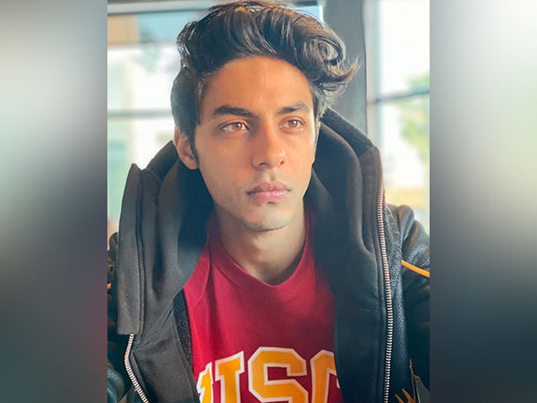 Fans come out in support of Aryan Khan