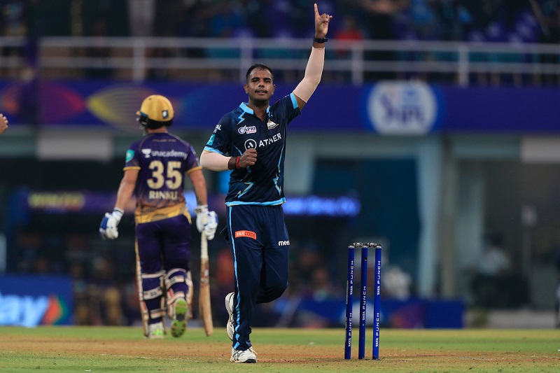 Russell nearly takes KKR home but GT firm on top