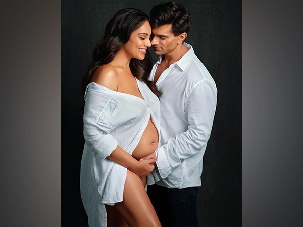 Bipasha, Karan announce pregnancy