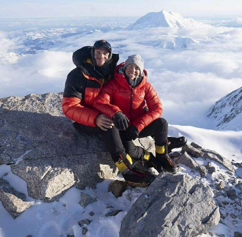 The unstoppable duo, Scott and Shayna conquers Mt. Everest