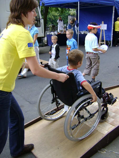 Disabled-friendly voting centers demanded