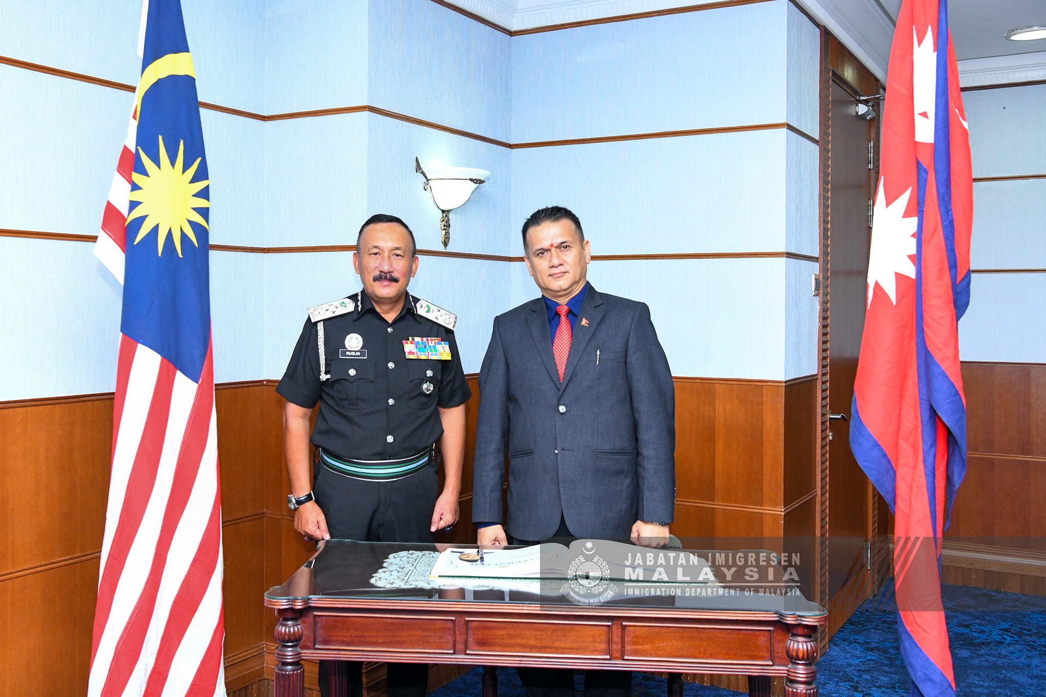 Meeting between high officials of Nepal and Malaysia