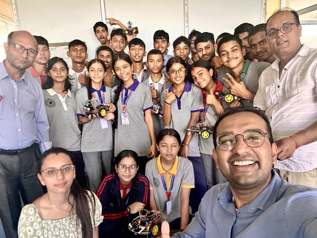 Inspiring Robotics Revolution: Couple Ignites Student Passion for Engineering and AI (Photo feature)