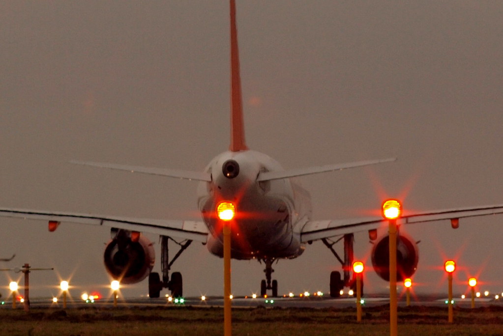 Emergency landing after passenger dies