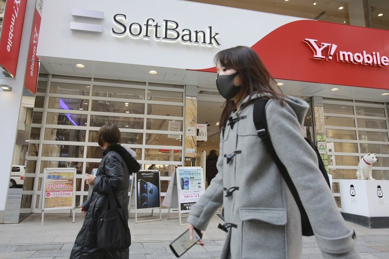 SoftBank says deal reached with WeWork founder