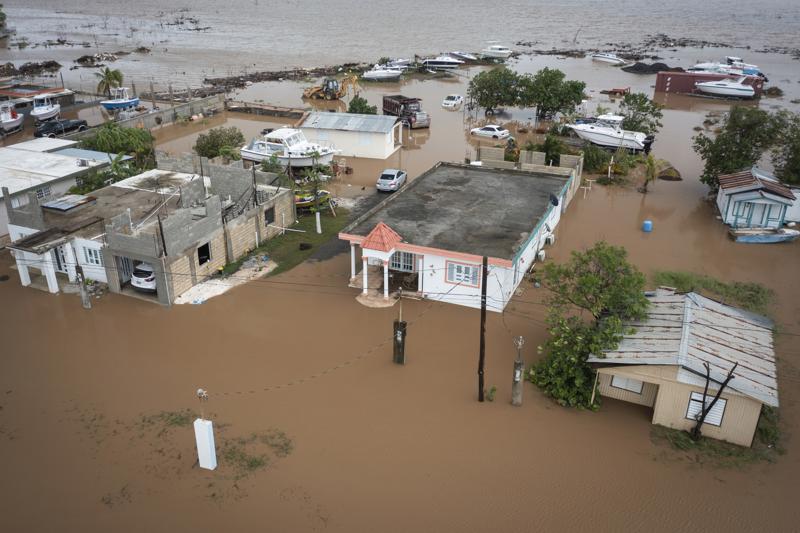 Fiona dumps more rain on Puerto Rico