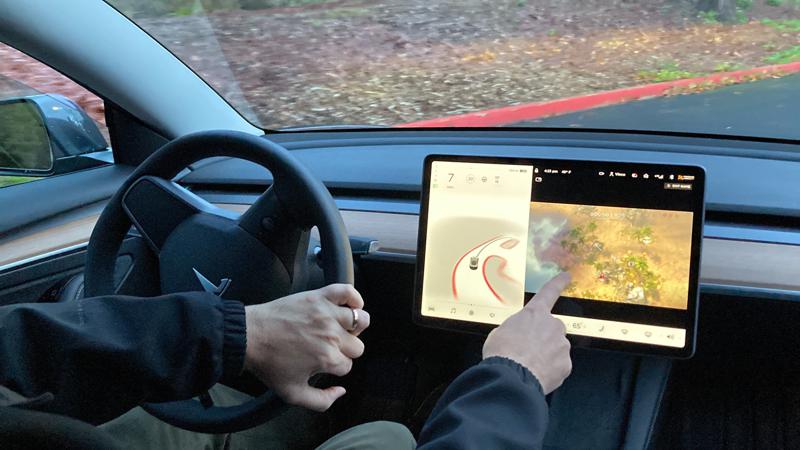 Tesla drivers  potential playing video games in US