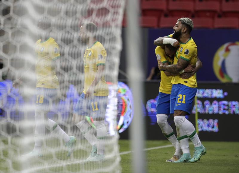 Tite searching for his ideal striker force