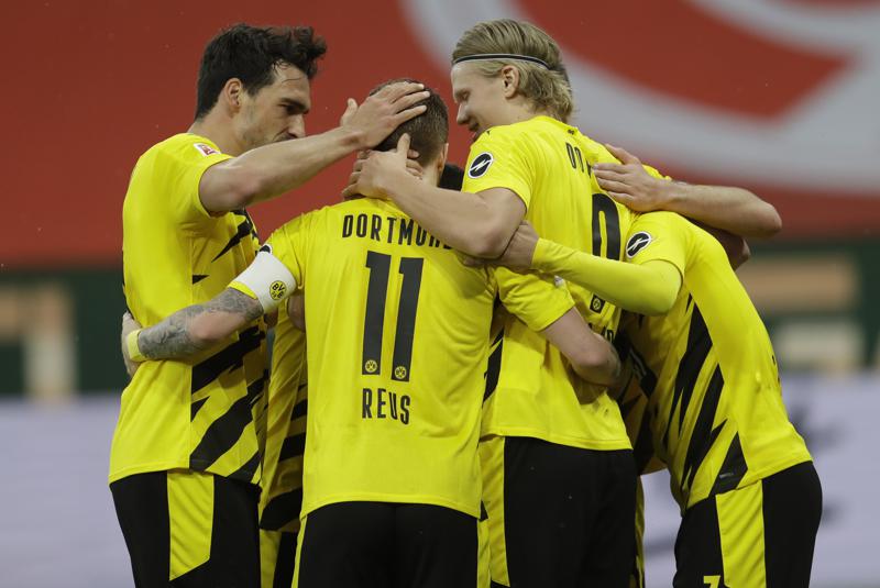 Dortmund, Wolfsburg secure Champions League spots