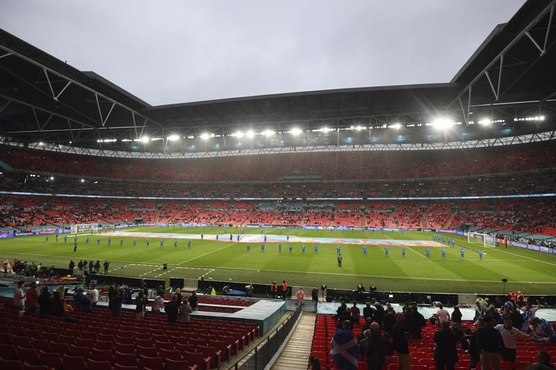 Wembley may have 65,000 fans for Euro 2020 semifinals, final