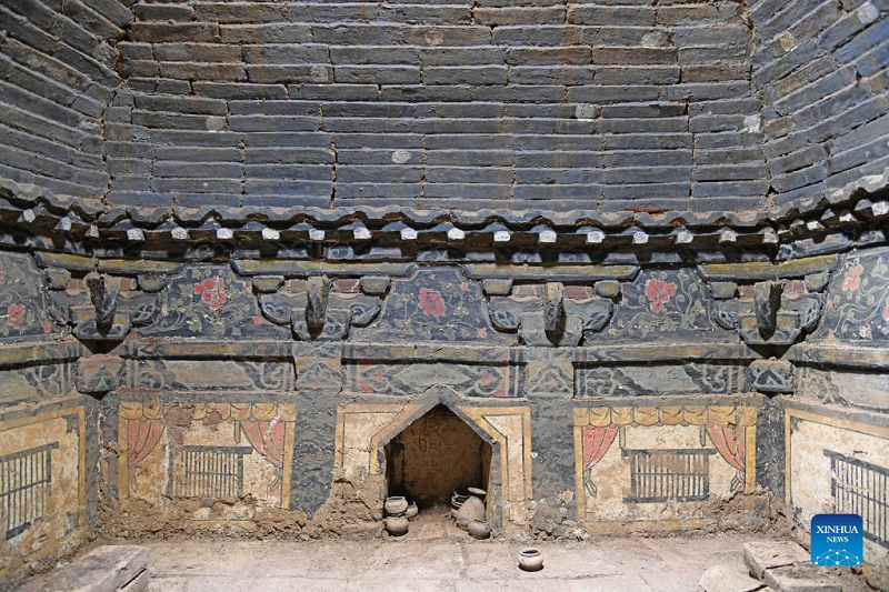 Ming Dynasty tomb chambers, murals unearthed in north China