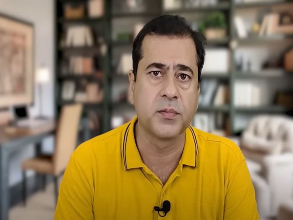 Pakistan: Senior Journalist Imran Riaz Khan sent to CIA