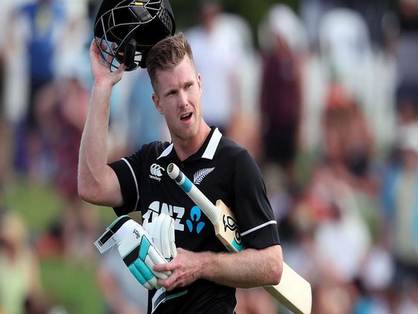 New Zealand all-rounder declines central contract