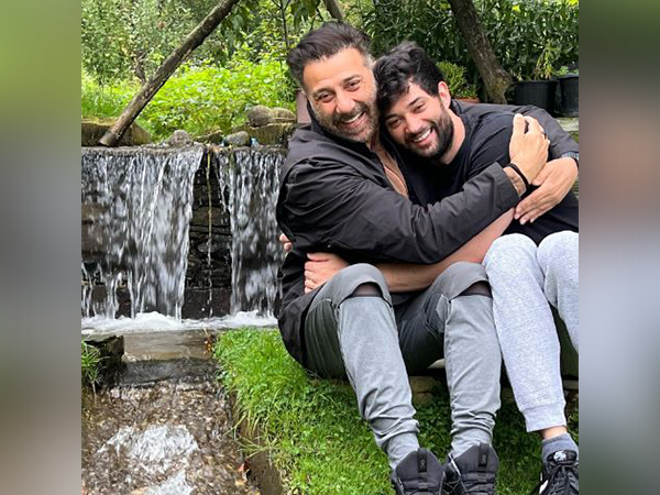 Sunny Deol drops picture with son