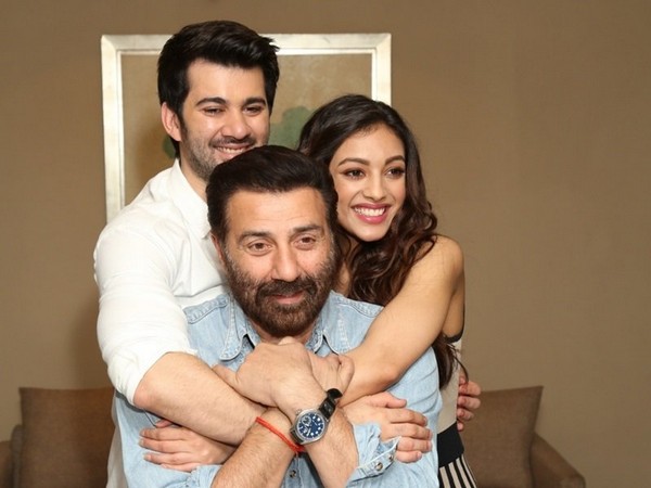 Sunny Deol celebrates 3 years of ‘Pal Pal Dil Ke Paas’