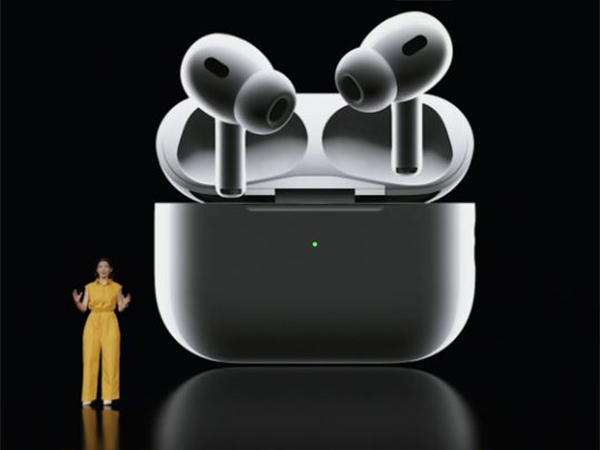 Apple rolls out first update for AirPods Pro 2