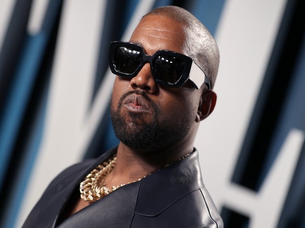 Kanye West clarifies he uploaded Kris’s photo for good reason