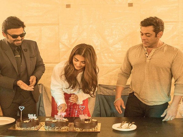 Pooja Hegde celebrates birthday on set with Salman Khan