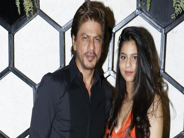 See how Suhana Khan wished SRK on his birthday