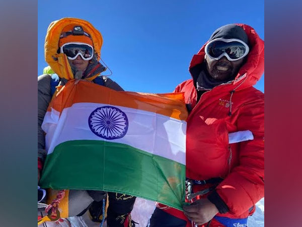 Baljeet Kaur Indian Mountaineer breaks record