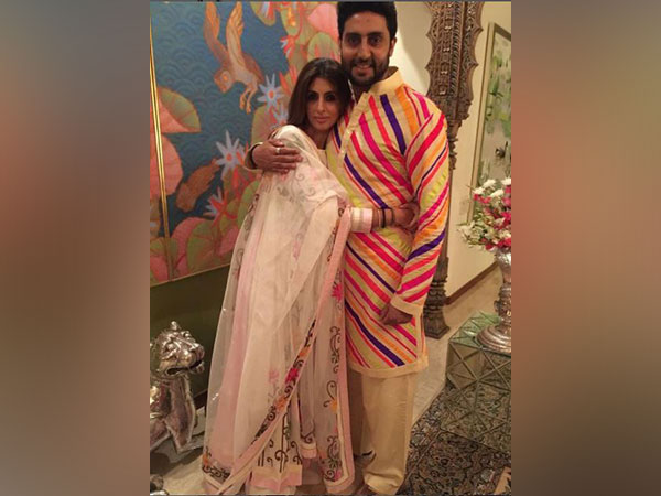 Shweta Bachchan recalls borrowing money from Abhishek