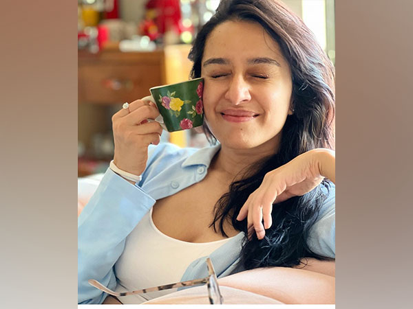 Shraddha Kapoor expresses her love for tea