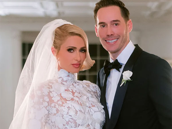 Paris Hilton’s ‘sliving’ it on her first wedding anniversary