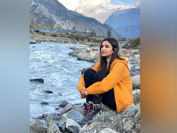 Parineeti Chopra’s “jugaad” to stay warm