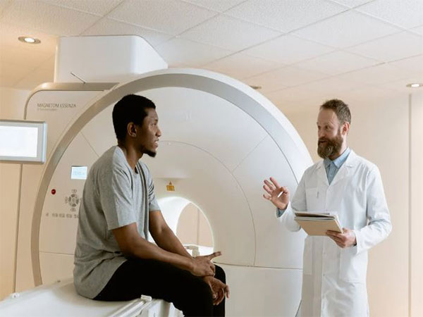 Study: AI cannot replace radiologists yet