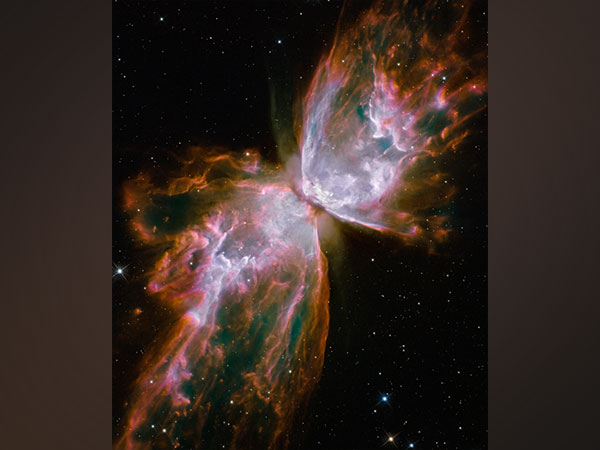 Scientists explain how Butterfly Nebula got its wings