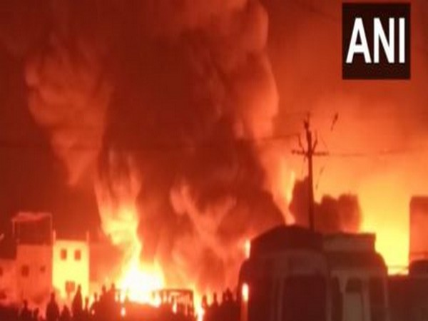 Huge fire breaks out at car showroom in Surat