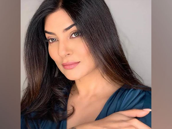 Sushmita reveals she suffered heart attack