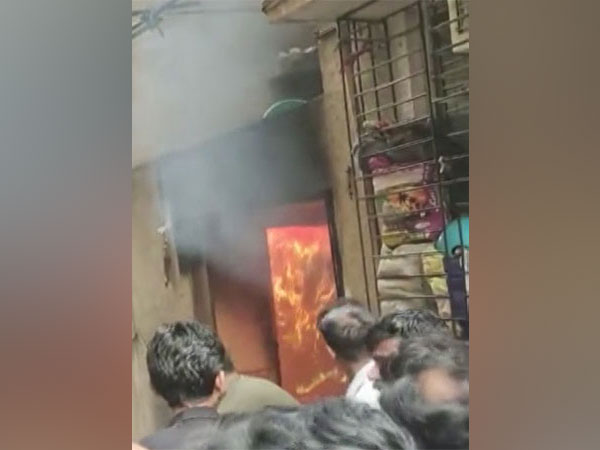 Mumbai: 10 hospitalised, 80 rescued in building fire