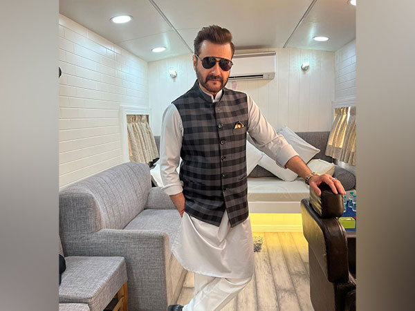 Sanjay Kapoor finishes shoot of ‘Laalbatti’