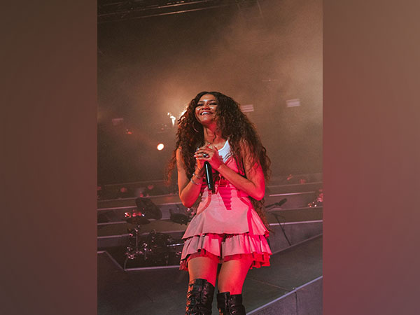 Zendaya returns to stage after 7 years